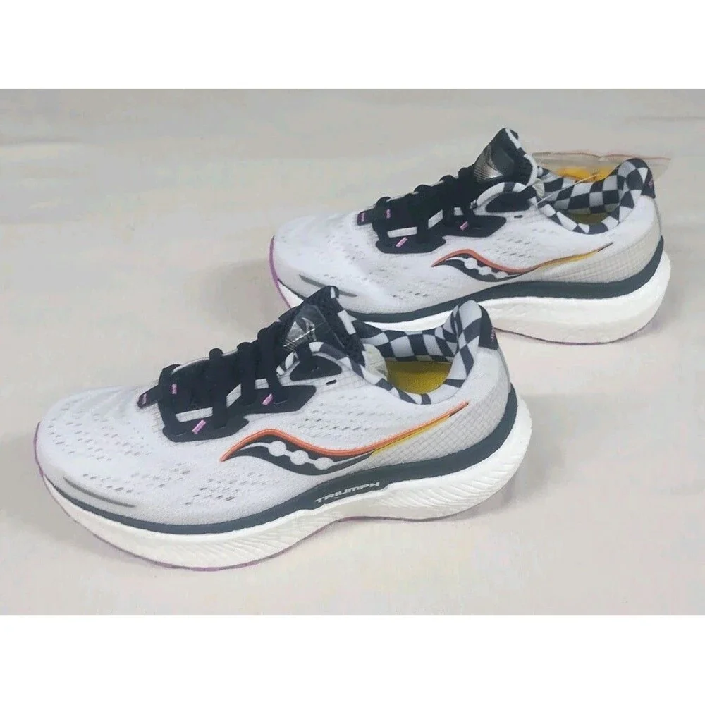 Saucony Triumph 19 Womens Running Shoes Size 5 NEW In Box with Extra Laces